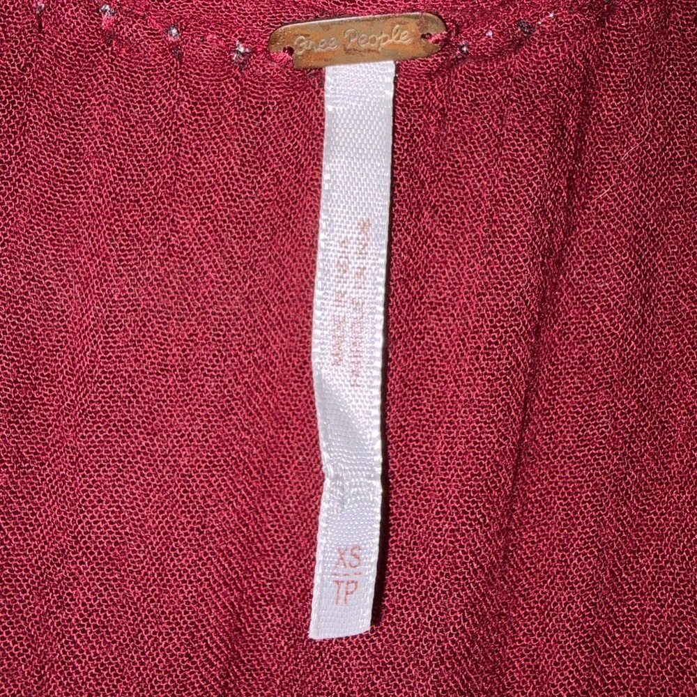 Free People Iris Top NWOT Cranberry XS Boho Embroidered Lace Peasant Blouse - Picture 5 of 7